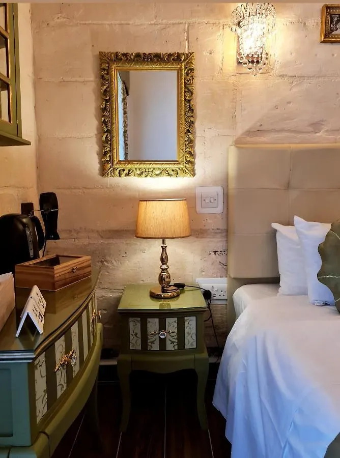 Hotel Casa Asti Valletta Zajazd